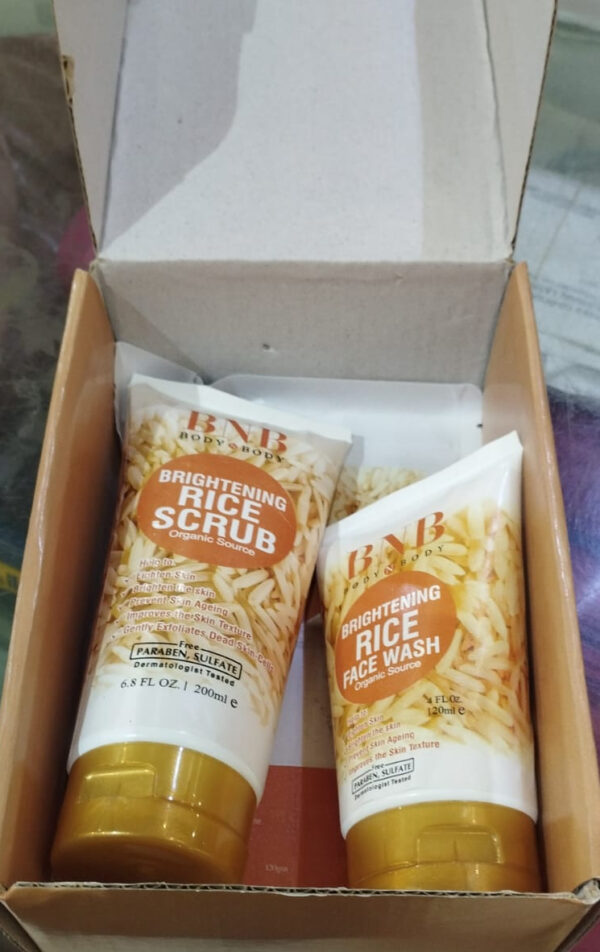 BNB Whitening Rice Extract Bright & Glow Kit (With Box) - Image 3